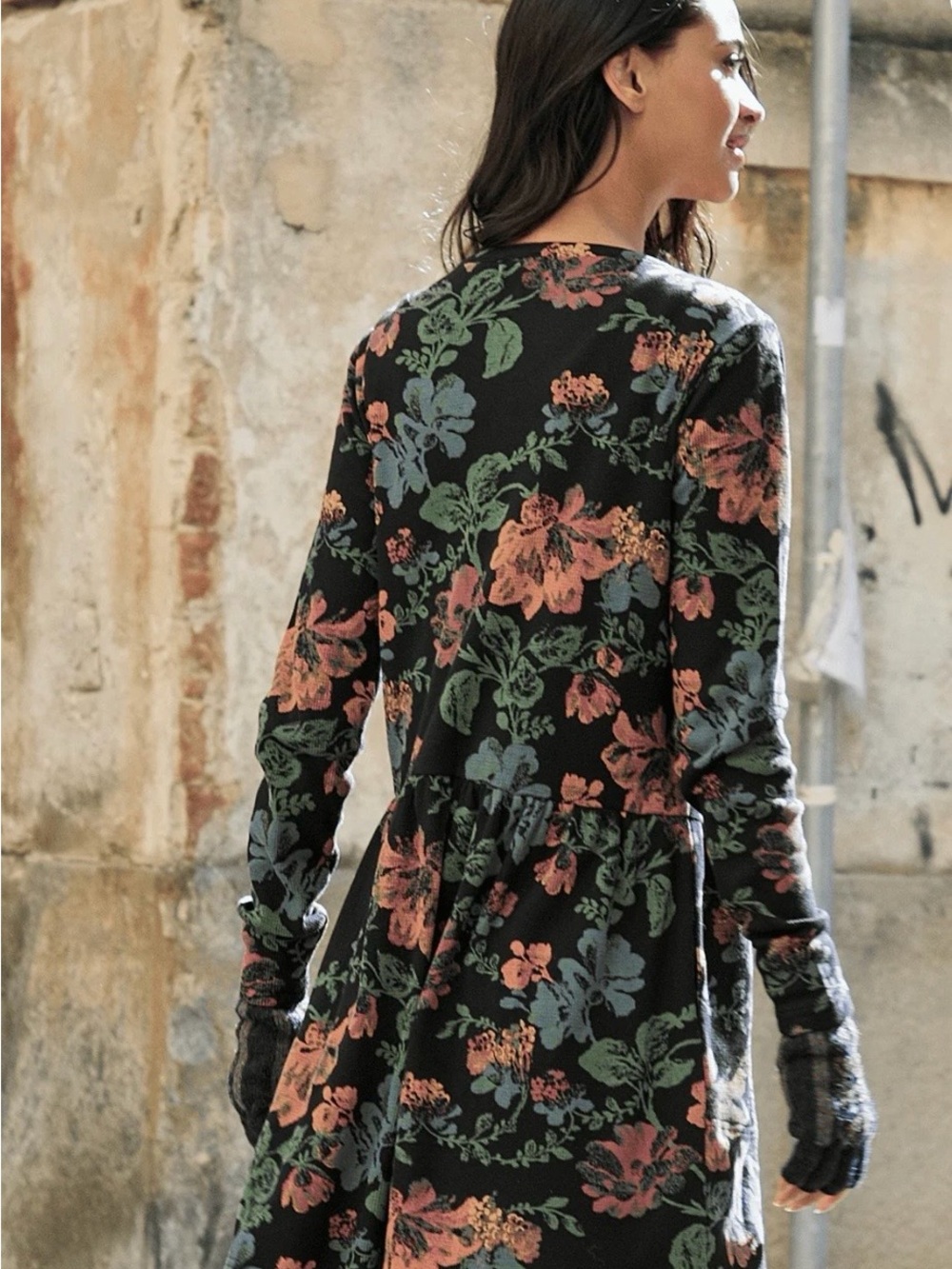 Peruvian Connection Stencil Flower Thermal Tunic Size M - Picture 2 of 5